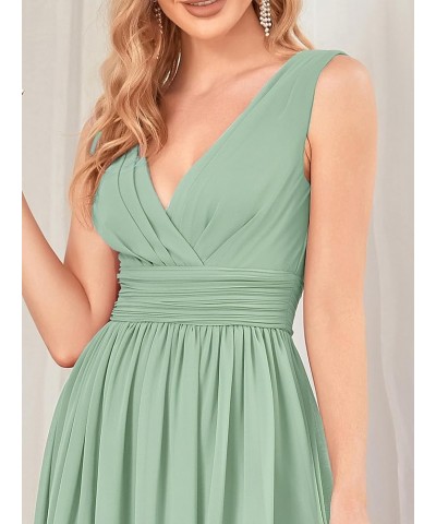 Women's Sleeveless Knee-Length V Neck Ruched Chiffon Formal Party Dress 3989 Mint Green $29.60 Dresses